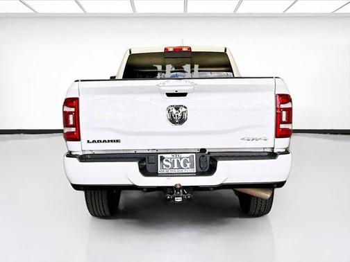 2023 RAM 2500 Laramie Crew Cab 4x4 6'4' Box