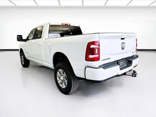 2023 RAM 2500 Laramie Crew Cab 4x4 6'4' Box
