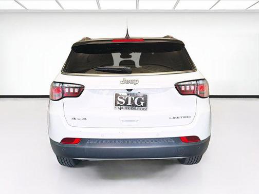 Bright White Clearcoat 2023 Jeep Compass Limited