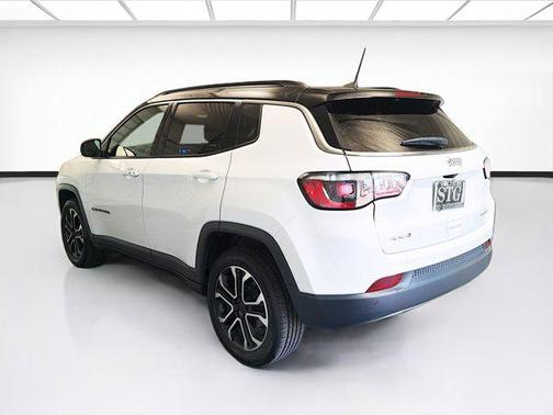 Bright White Clearcoat 2023 Jeep Compass Limited