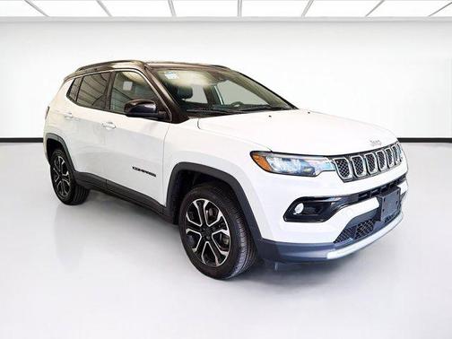 Bright White Clearcoat 2023 Jeep Compass Limited