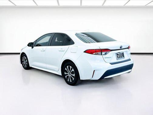 2022 Toyota Corolla Hybrid LE