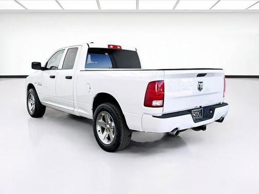 Bright White Clearcoat 2018 RAM 1500 Express
