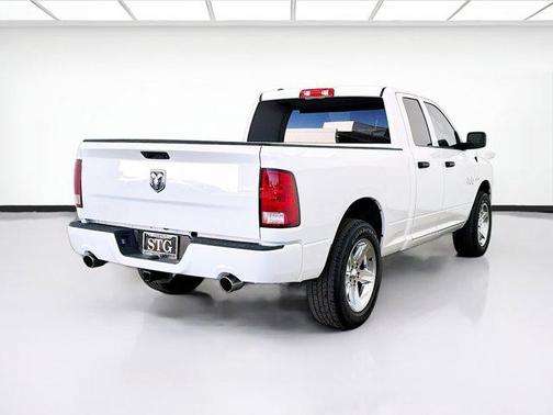 Bright White Clearcoat 2018 RAM 1500 Express