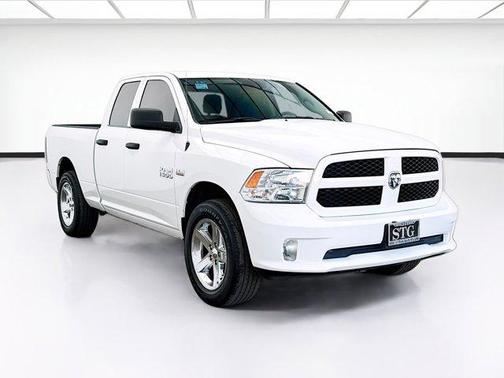 Bright White Clearcoat 2018 RAM 1500 Express