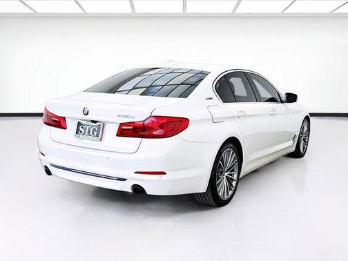 Alpine White 2018 BMW 530e iPerformance