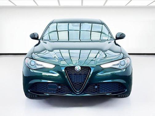 2020 Alfa Romeo Giulia Base