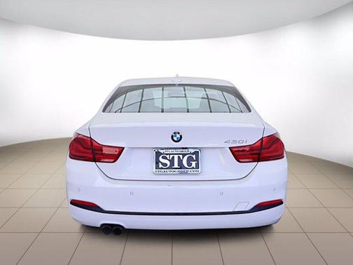Photo 5 of 25 of 2019 BMW 430 i