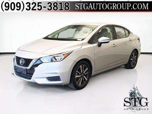 Brilliant Silver Metallic 2021 Nissan Versa 1.6 SV