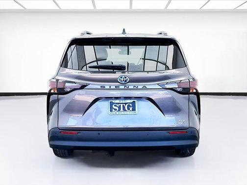 2023 Toyota Sienna XLE 7 Passenger