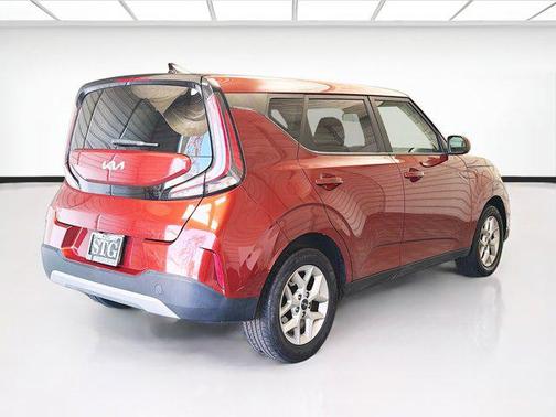 Mars Orange 2023 Kia Soul LX