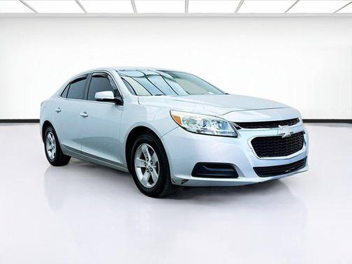 Silver Ice Metallic 2015 Chevrolet Malibu 1LT