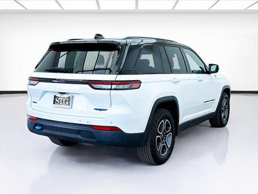 2022 Jeep Grand Cherokee 4xe Trailhawk