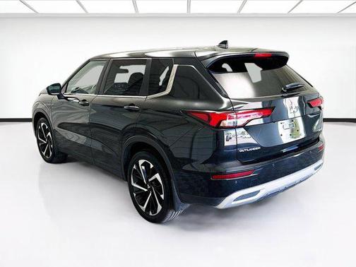 2022 Mitsubishi Outlander SE 2.5 2WD