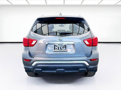 2020 Nissan Pathfinder S 2WD