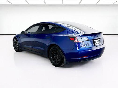 Deep Blue Metallic 2022 Tesla Model 3 Standard Range