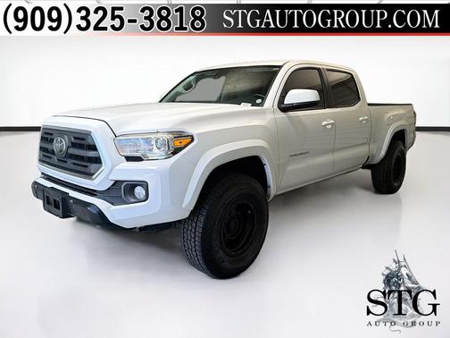 Super White 2019 Toyota Tacoma SR5