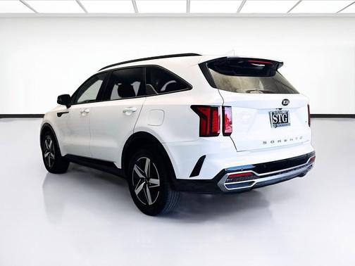 Glacial White Pearl 2021 Kia Sorento S
