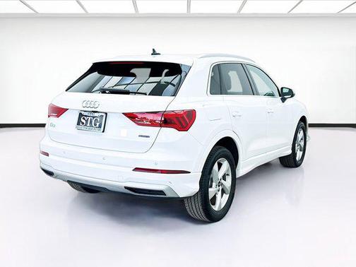 2021 Audi Q3 40 Premium