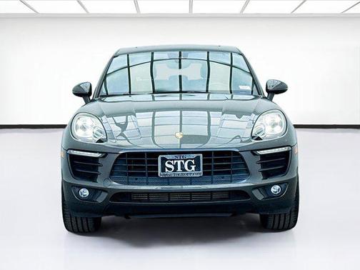 2017 Porsche Macan Base