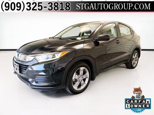 Crystal Black Pearl 2021 Honda HR-V LX