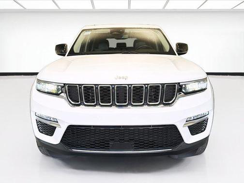 Bright White Clearcoat 2022 Jeep Grand Cherokee Limited
