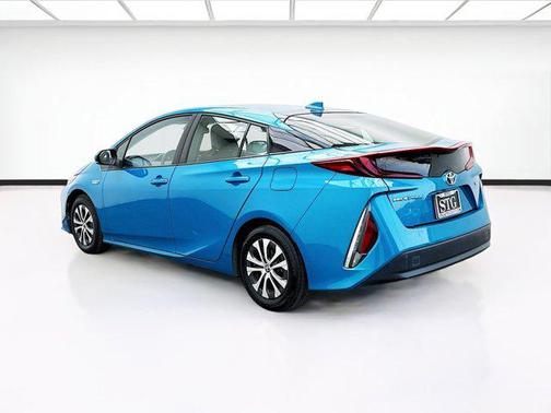 2022 Toyota Prius Prime XLE