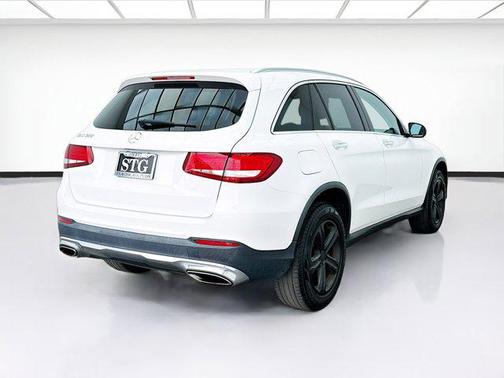 2016 Mercedes-Benz GLC 300 Base