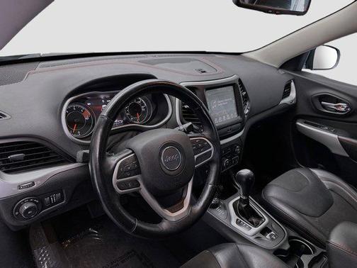 2017 Jeep Cherokee Trailhawk