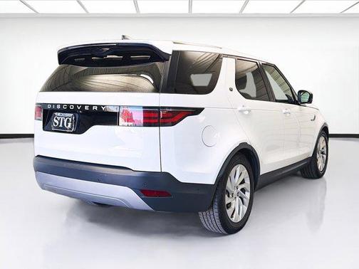 2024 Land Rover Discovery P300 S