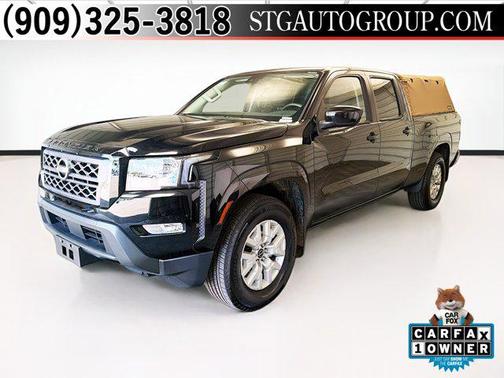 Super Black 2024 Nissan Frontier SV