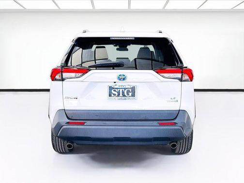 Ice Cap 2023 Toyota RAV4 Hybrid LE