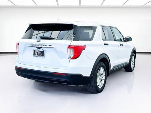 2020 Ford Explorer Base