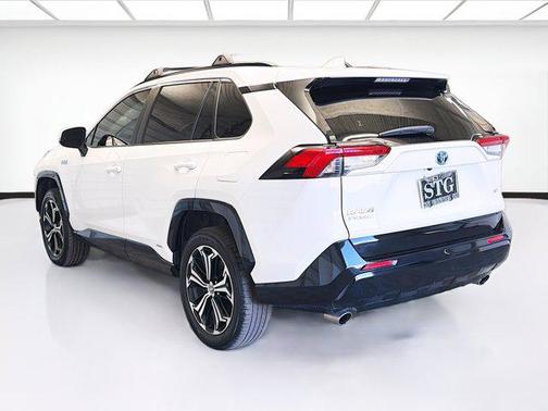 2023 Toyota RAV4 Prime SE