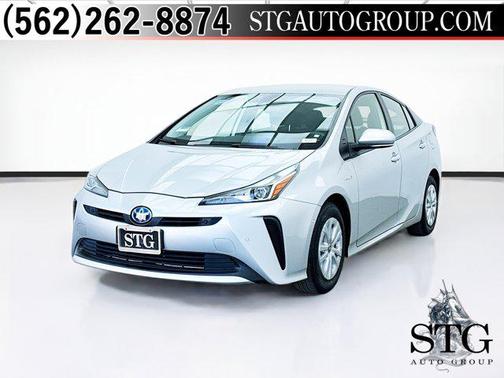 2022 Toyota Prius LE