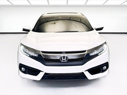 2018 Honda Civic Touring