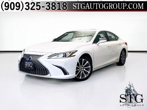 2021 Lexus ES 300h Base