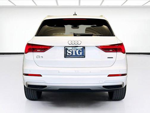 2020 Audi Q3 45 Premium Plus
