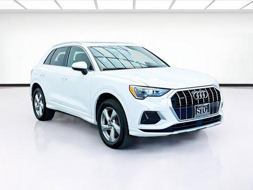 2020 Audi Q3 45 Premium