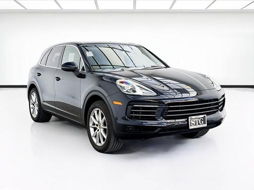 Moonlight Blue Metallic 2020 Porsche Cayenne Cayenne
