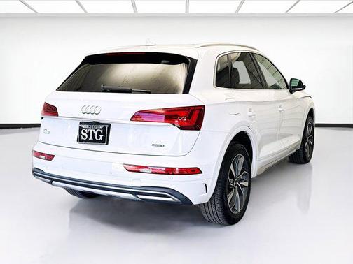 2021 Audi Q5 45 Premium Plus