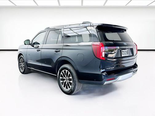 Black Metallic 2025 Ford Expedition Platinum
