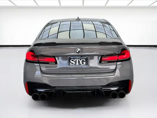 Bernina Grey Amber Effect Metallic 2022 BMW 530e Base