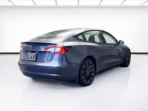 2023 Tesla Model 3 Performance
