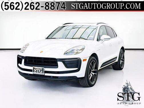 White 2022 Porsche Macan Macan