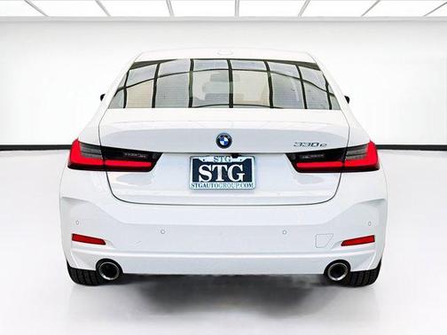 2023 BMW 330e Base
