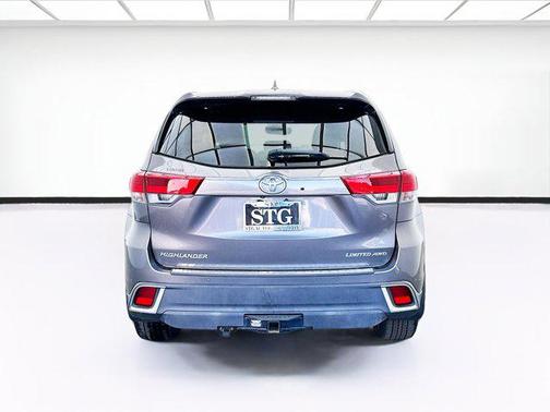 2018 Toyota Highlander Limited Platinum