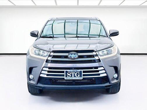 2018 Toyota Highlander Limited Platinum