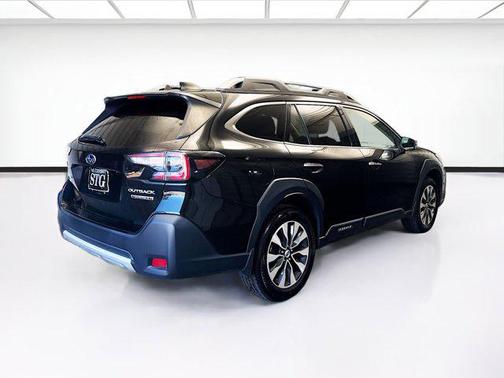 2023 Subaru Outback Touring XT
