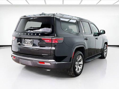 2022 Jeep Wagoneer Series II 4x2